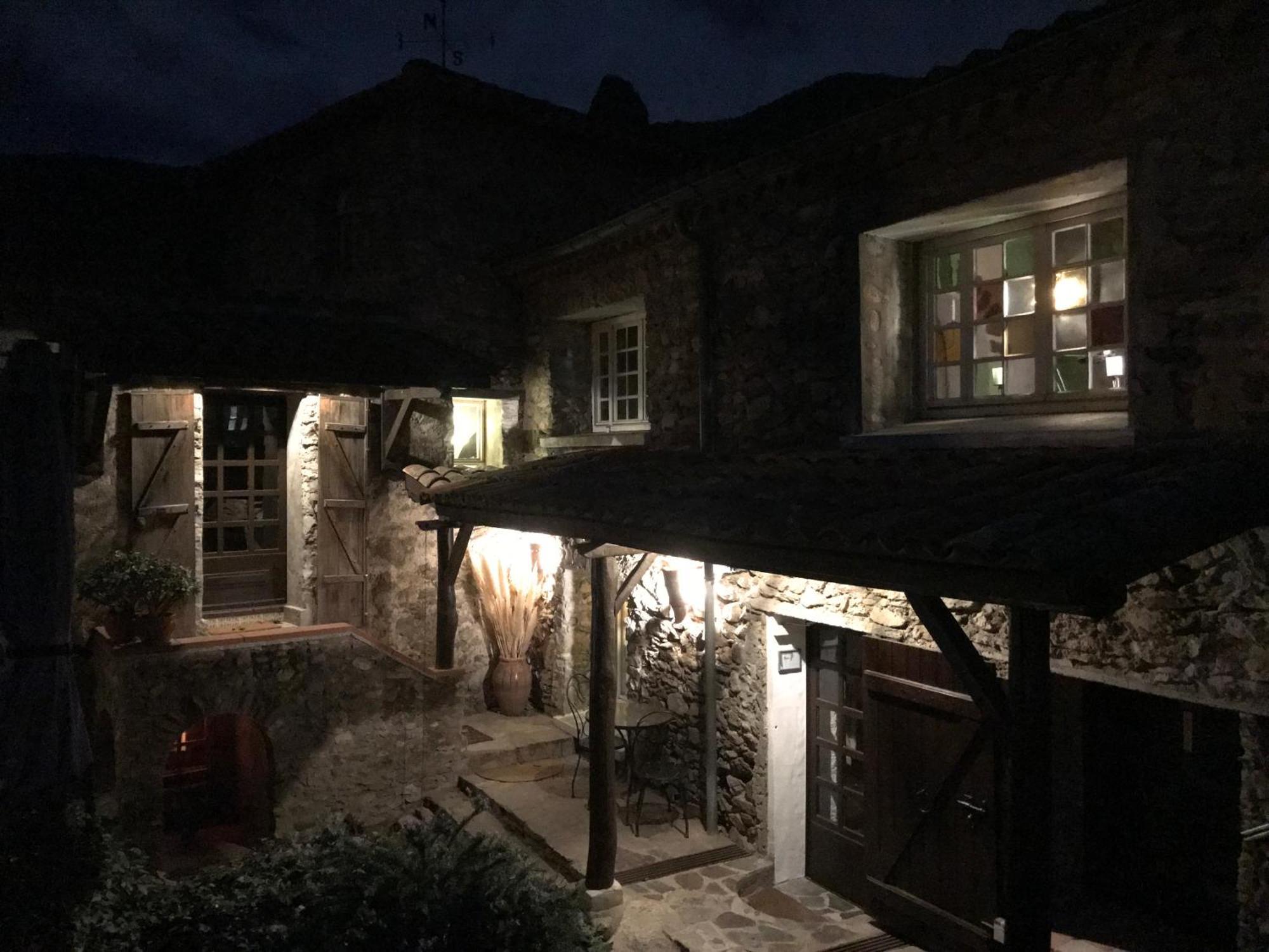 L'Abri La Vall Sorède Extérieur photo